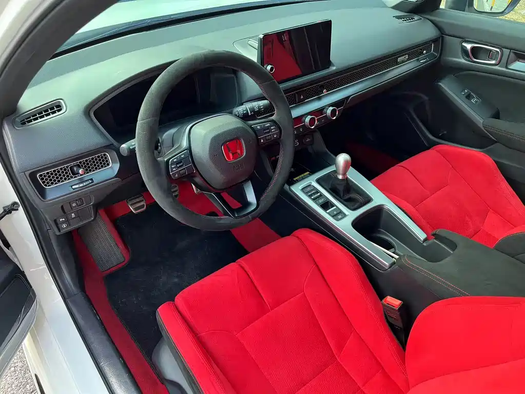 Honda Civic 2025 — фото 12