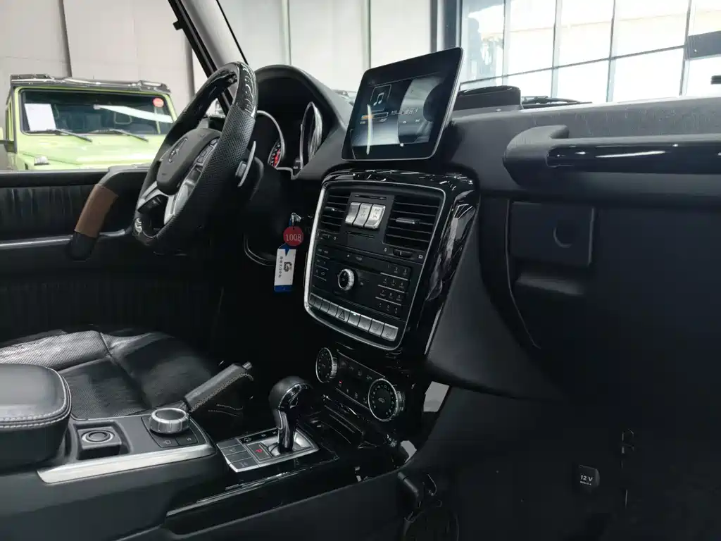 Mercedes-Benz G-Class 2016 — фото 13
