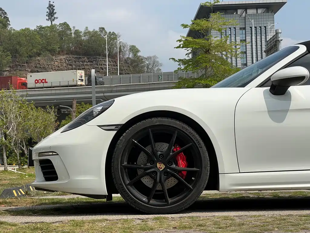 Porsche 718 2024 — фото 12