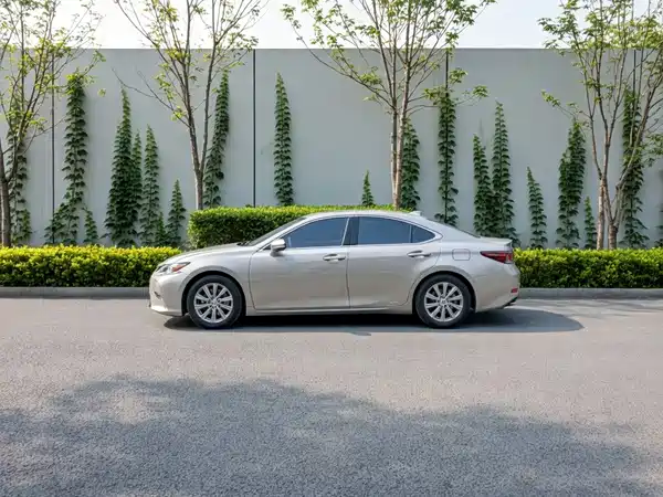 Lexus ES 2017