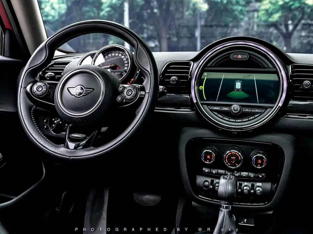 MINI Clubman 2018 — фото 4