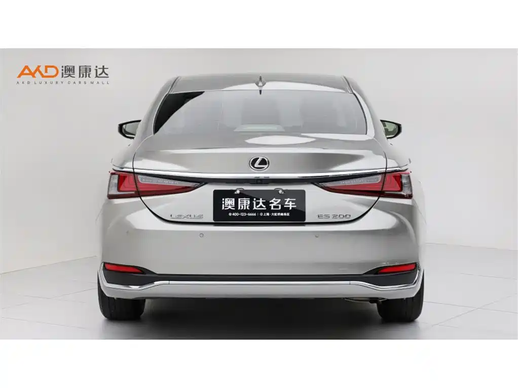 Lexus ES 2024