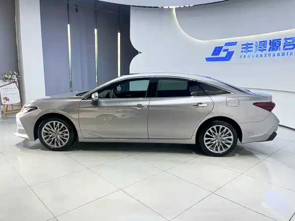 Toyota Avalon 2025
