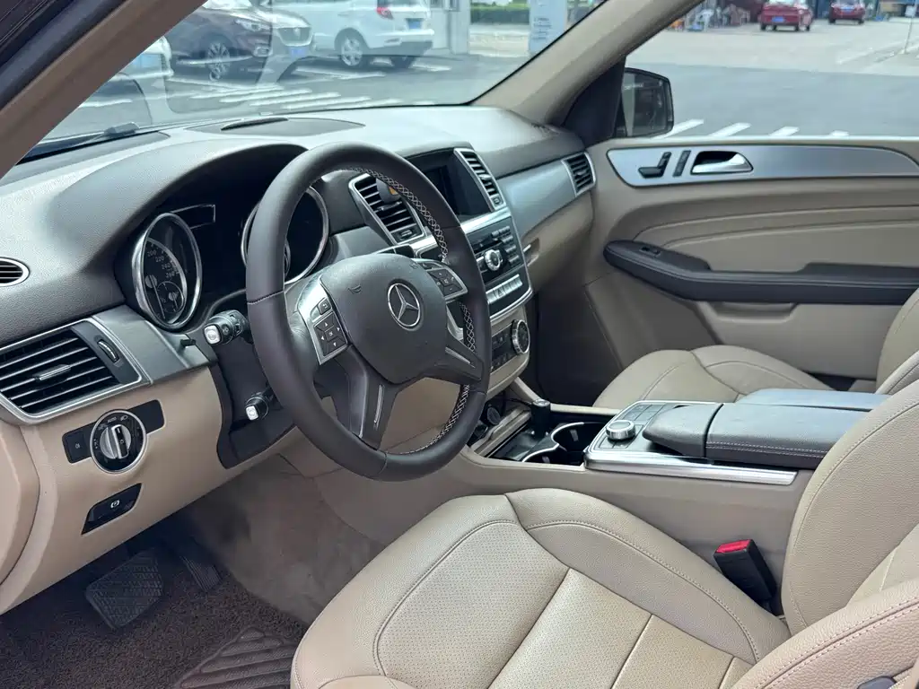 Mercedes-Benz M-Class 2015 — фото 12