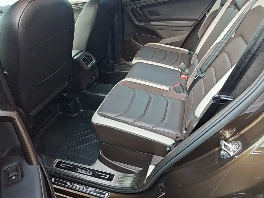 Volkswagen Tiguan L 2017 — фото 17