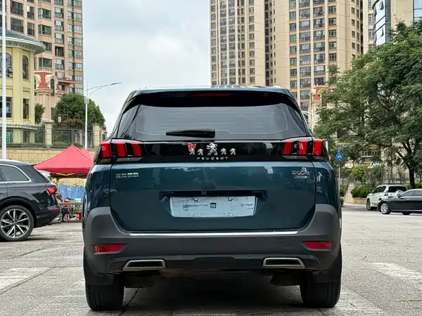 Peugeot 5008 2018