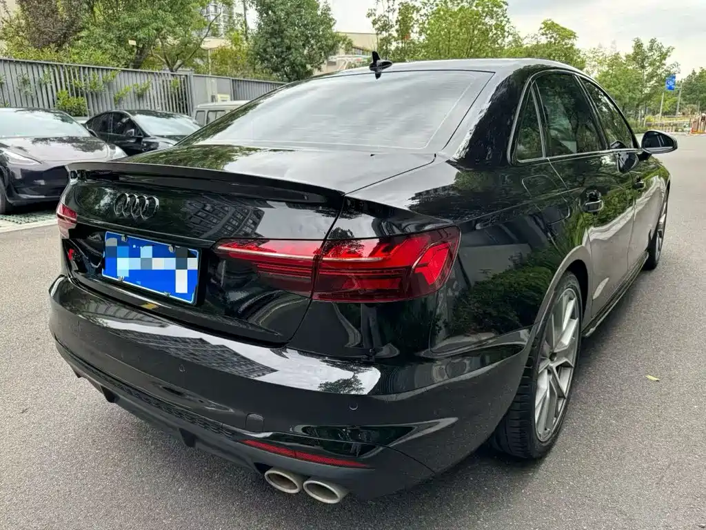 Audi S4 2023