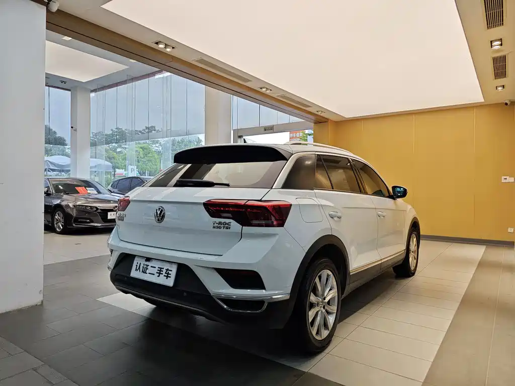 Volkswagen T-Roc 2019 — фото 30
