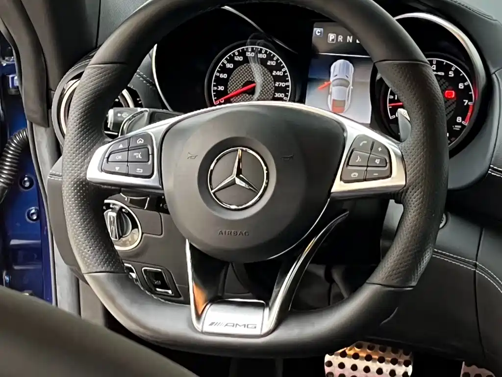 Mercedes-Benz AMG GT 2017 — фото 4