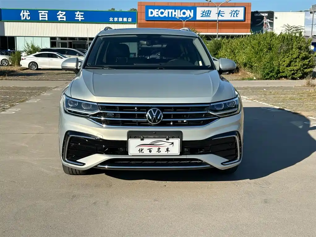 Volkswagen Tiguan L 2022 — фото 17