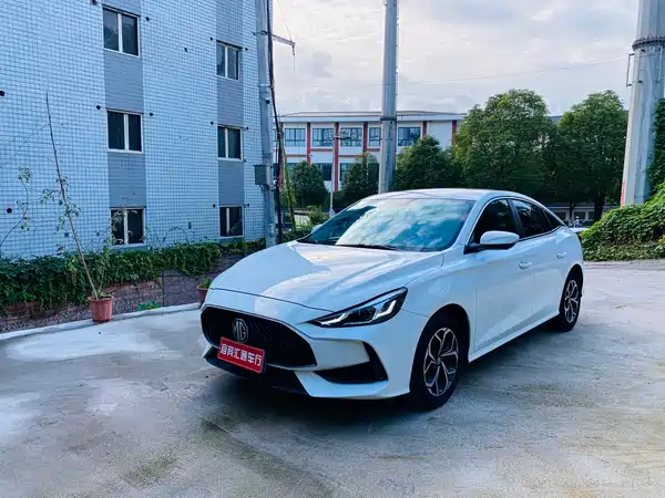MG MG5 2022