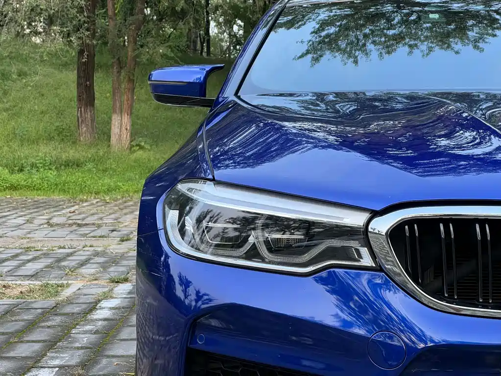 BMW M5 2018 — фото 9
