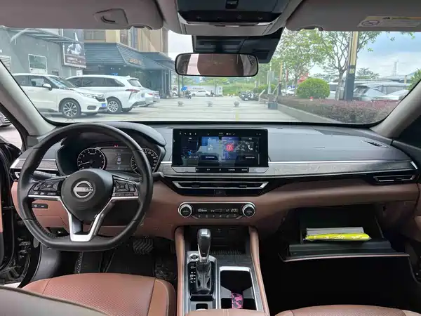 Nissan Teana 2023
