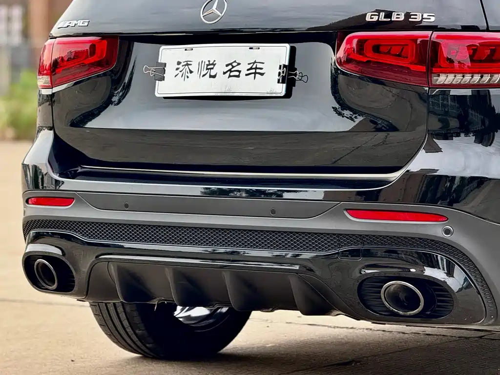 Mercedes-Benz GLB AMG 2022 — фото 9