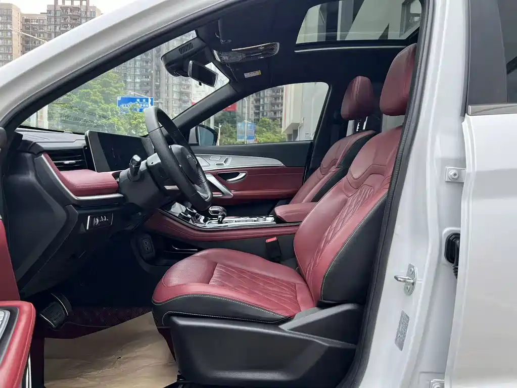 Jetour X70 PLUS 2022 — фото 13