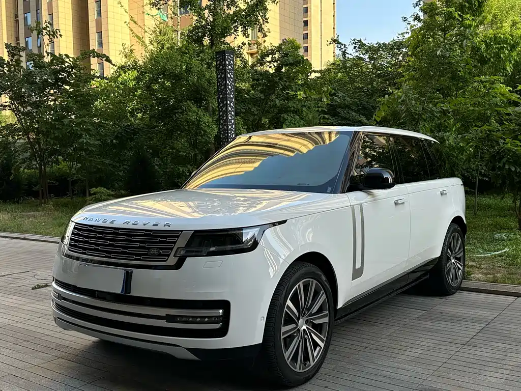 Land Rover Range Rover 2022 — фото 2