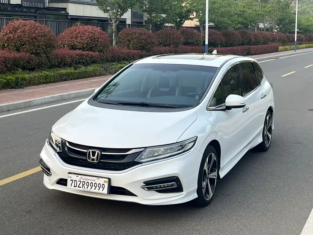 Honda Jade 2017 — фото 1
