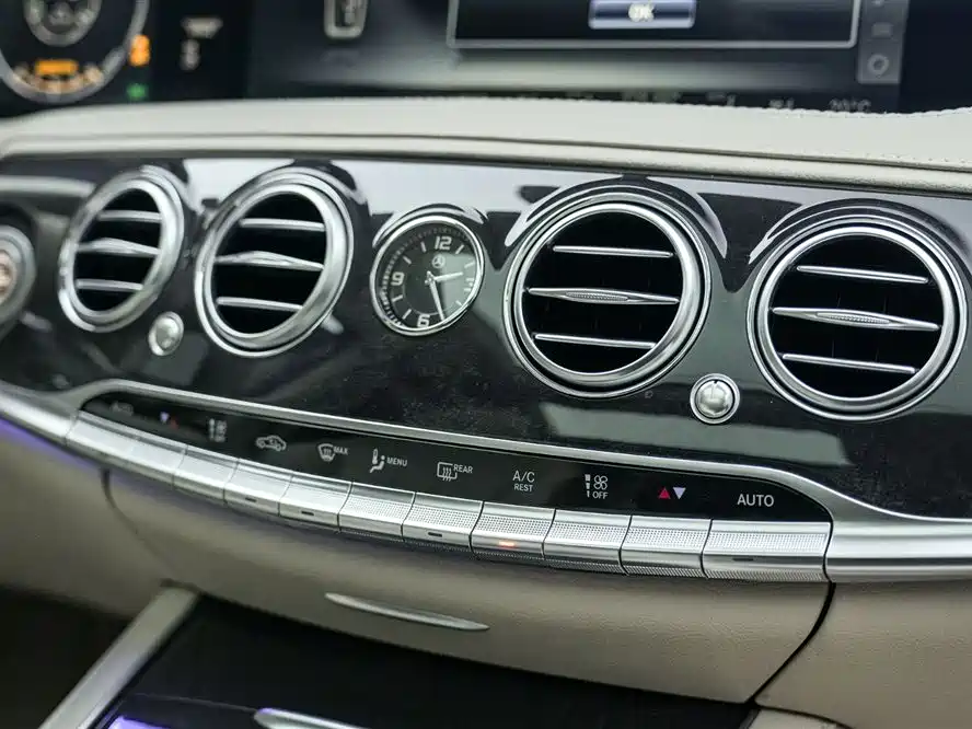 Mercedes-Benz S-Class 2020 — фото 18
