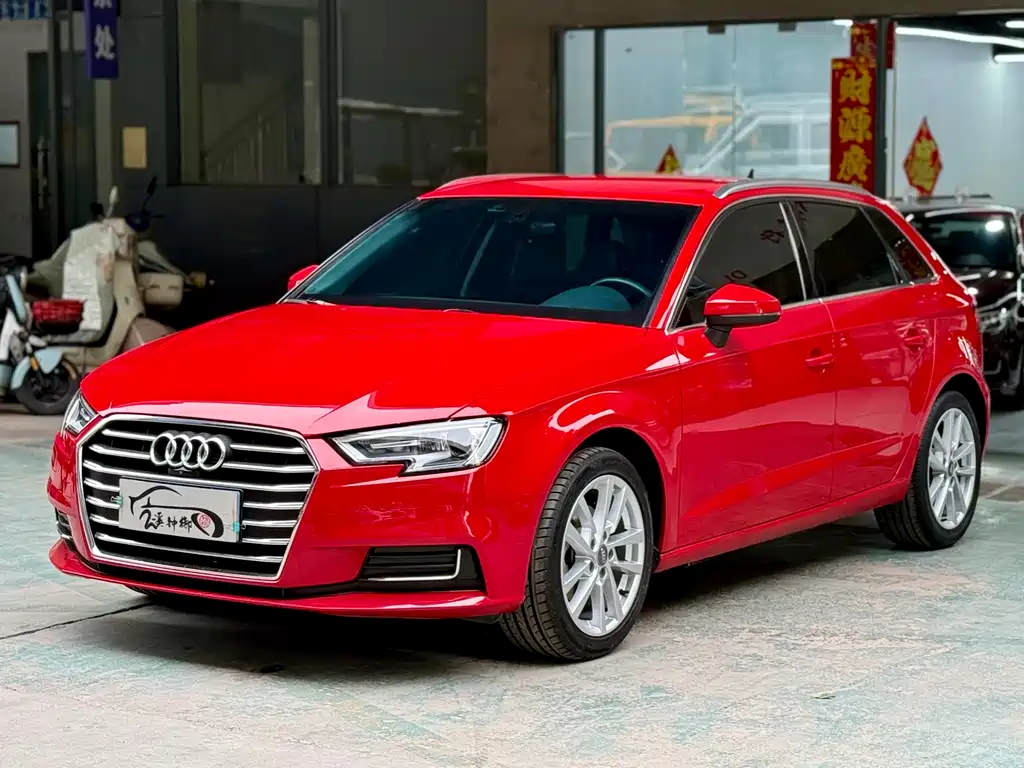 Audi A3 2019 — фото 1