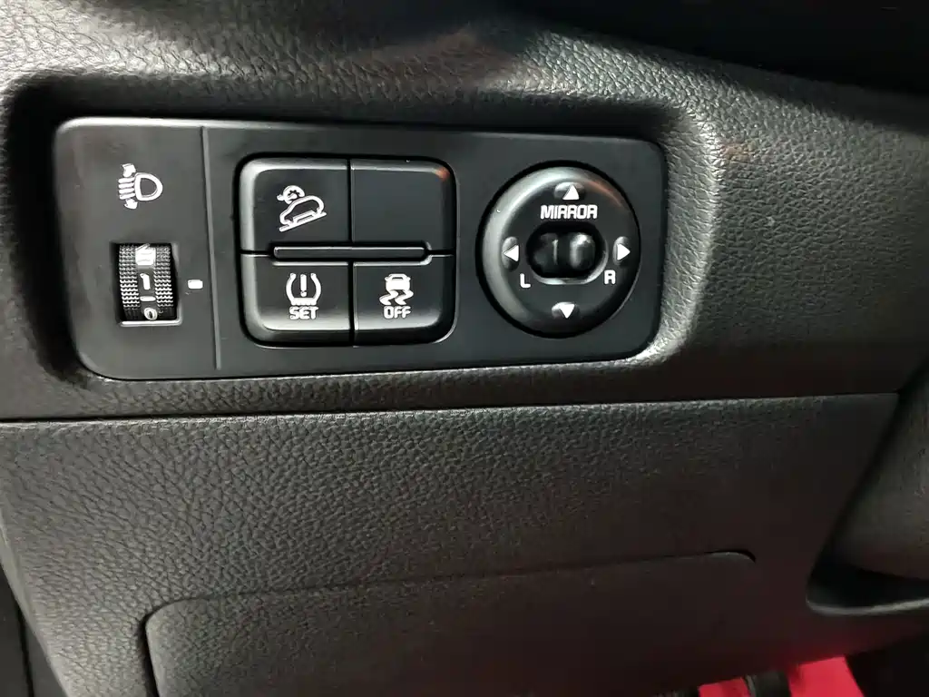 Kia KX1 2022 — фото 24
