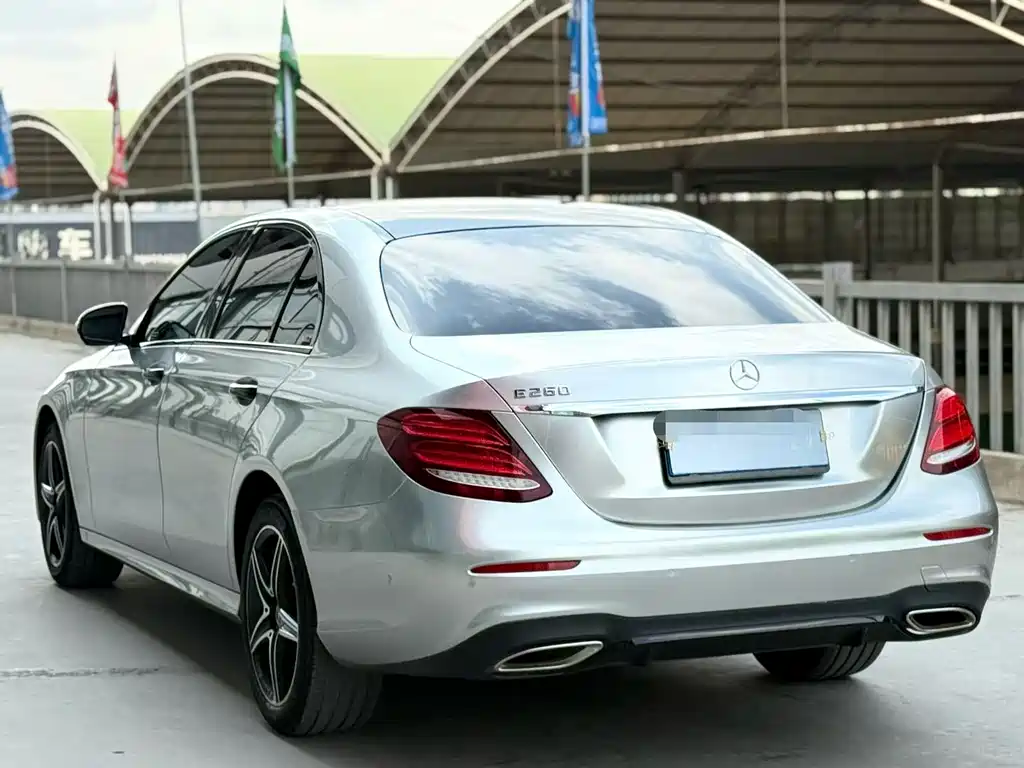 Mercedes-Benz E-Class 2020 — фото 4