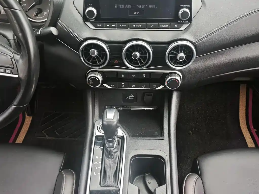 Nissan Sylphy 2019 — фото 13