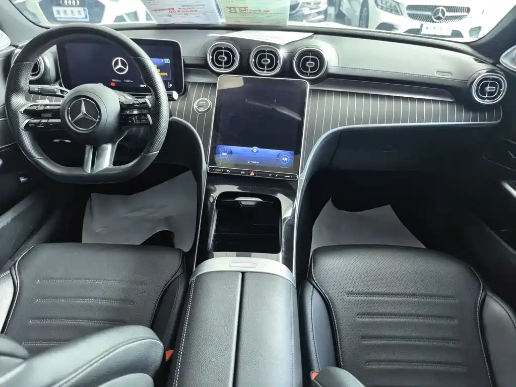 Mercedes-Benz C-Class 2022 — фото 10