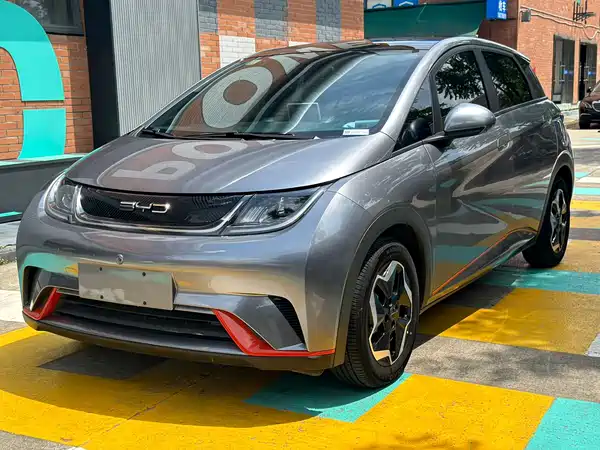 BYD Dolphin 2022