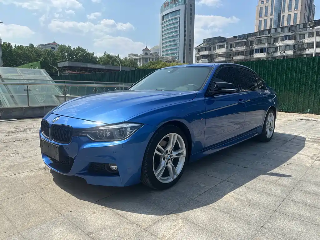 BMW 3 Series 2016 — фото 1