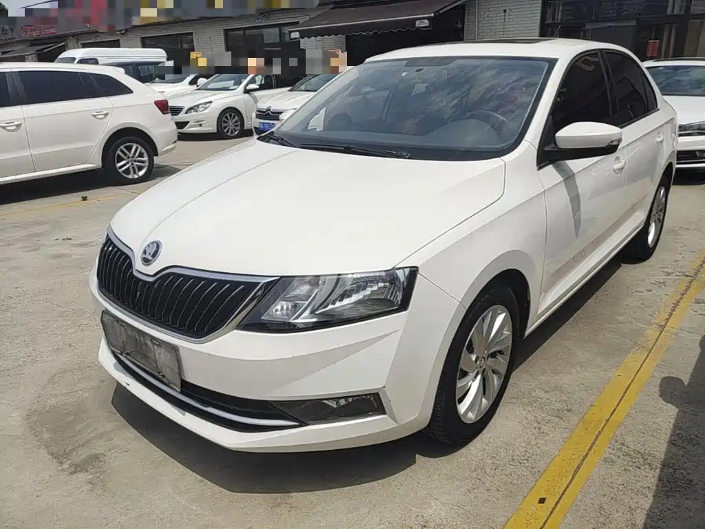 Skoda Rapid 2018 — фото 2