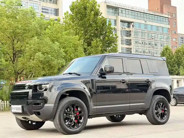Land Rover Defender 2020