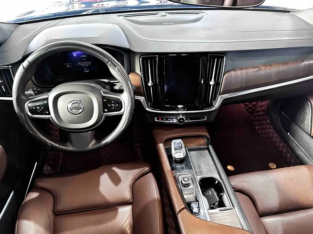 Volvo S90 2022 — фото 12