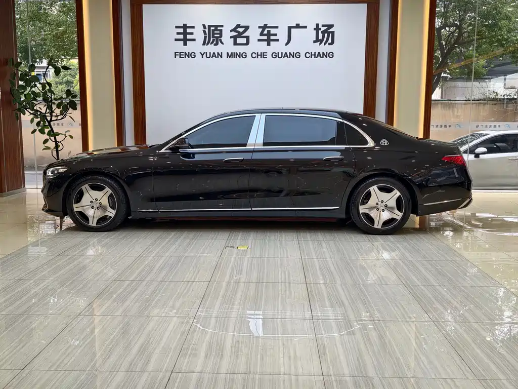 Mercedes-Benz Maybach S-Class 2023 — фото 26