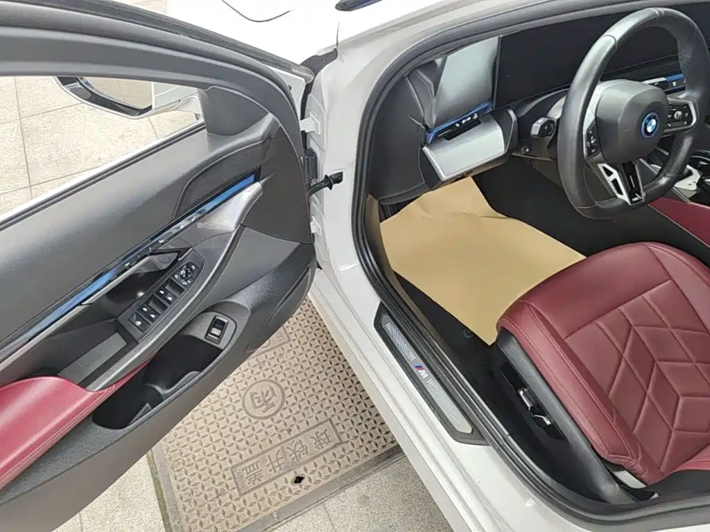BMW i5 2024 — фото 16