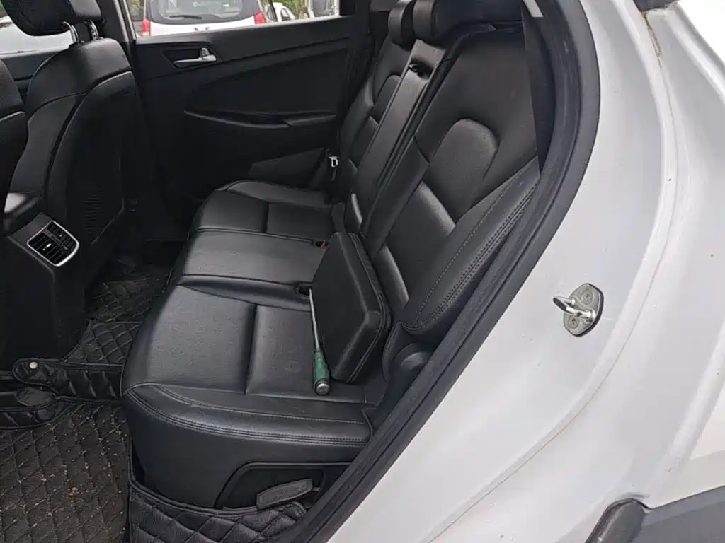 Hyundai Tucson 2016 — фото 17