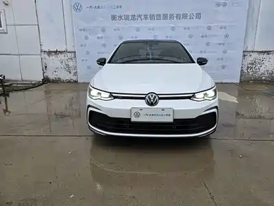 Volkswagen Golf 2023