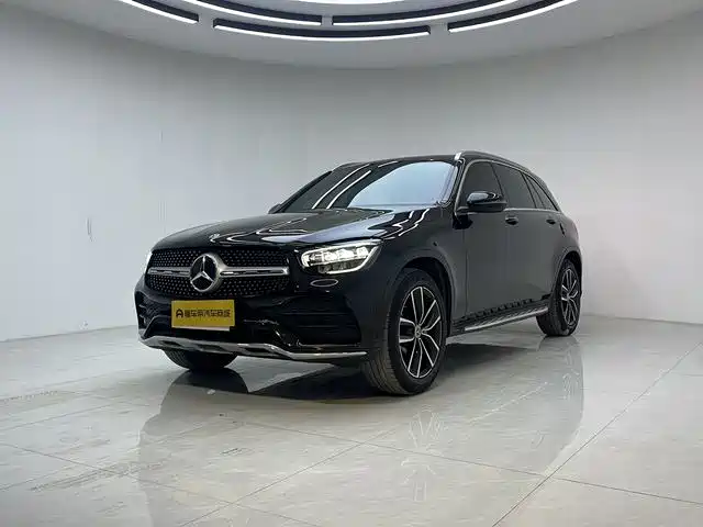 Mercedes-Benz GLC 2021 — фото 1