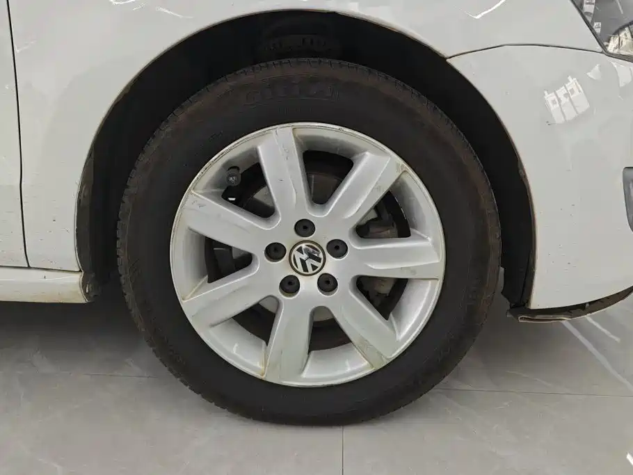 Volkswagen Polo 2013