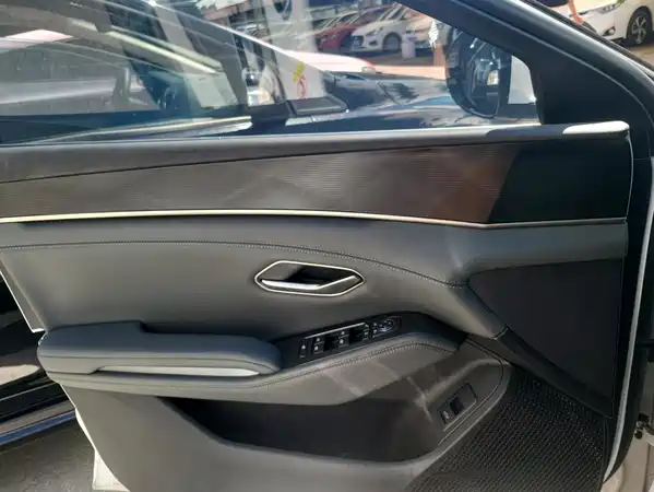 BYD Qin L 2025