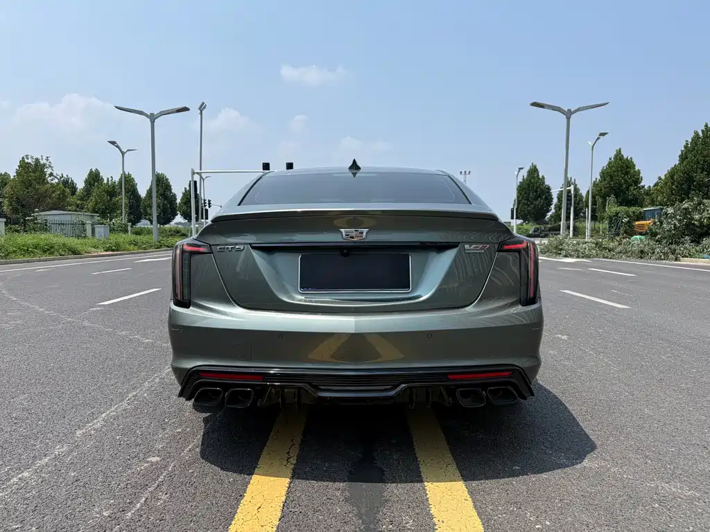 Cadillac CT5 2023 — фото 10