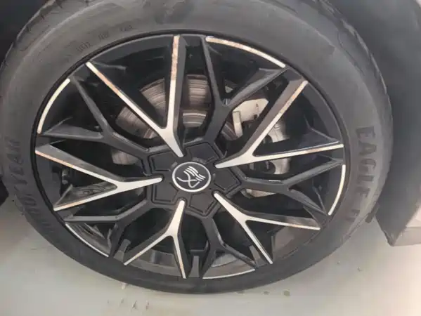 BYD Han 2025