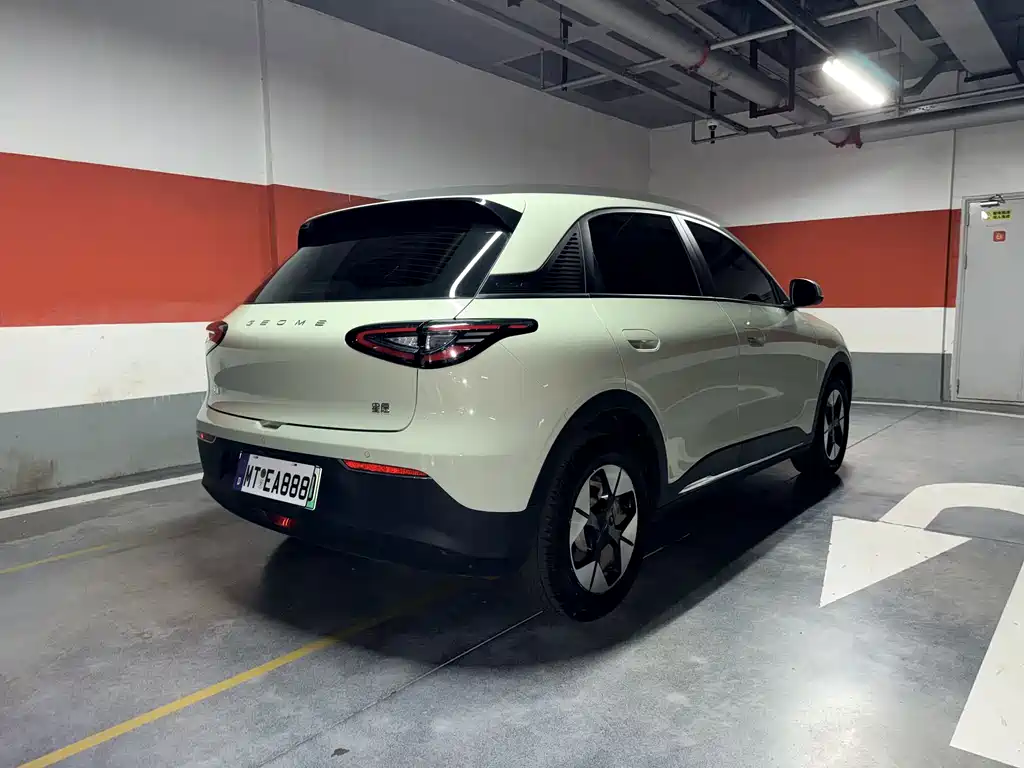 Geely Galaxy Starwish 2025 — фото 16