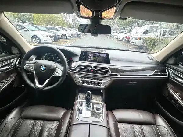 BMW 7 Series 2016