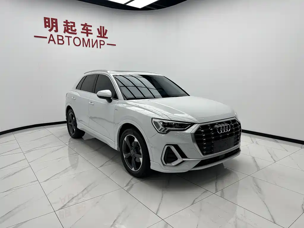 Audi Q3 2023 — фото 3