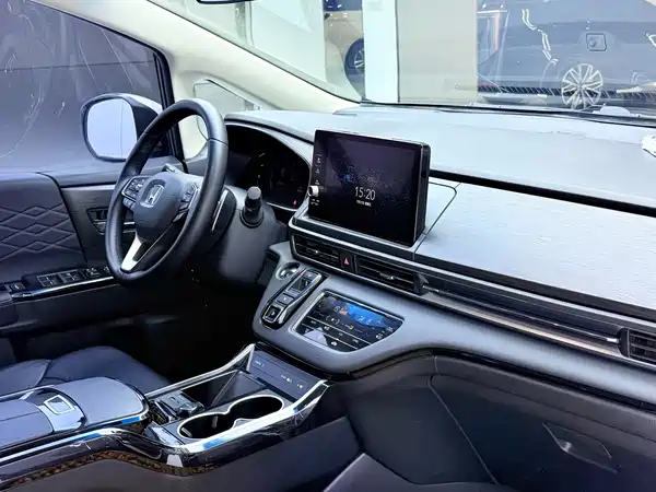 Honda Elysion 2023