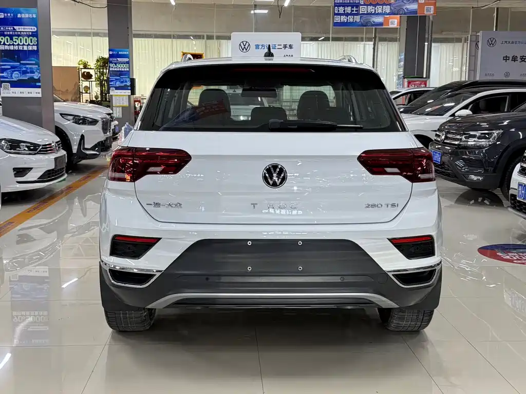 Volkswagen T-Roc 2022 — фото 9