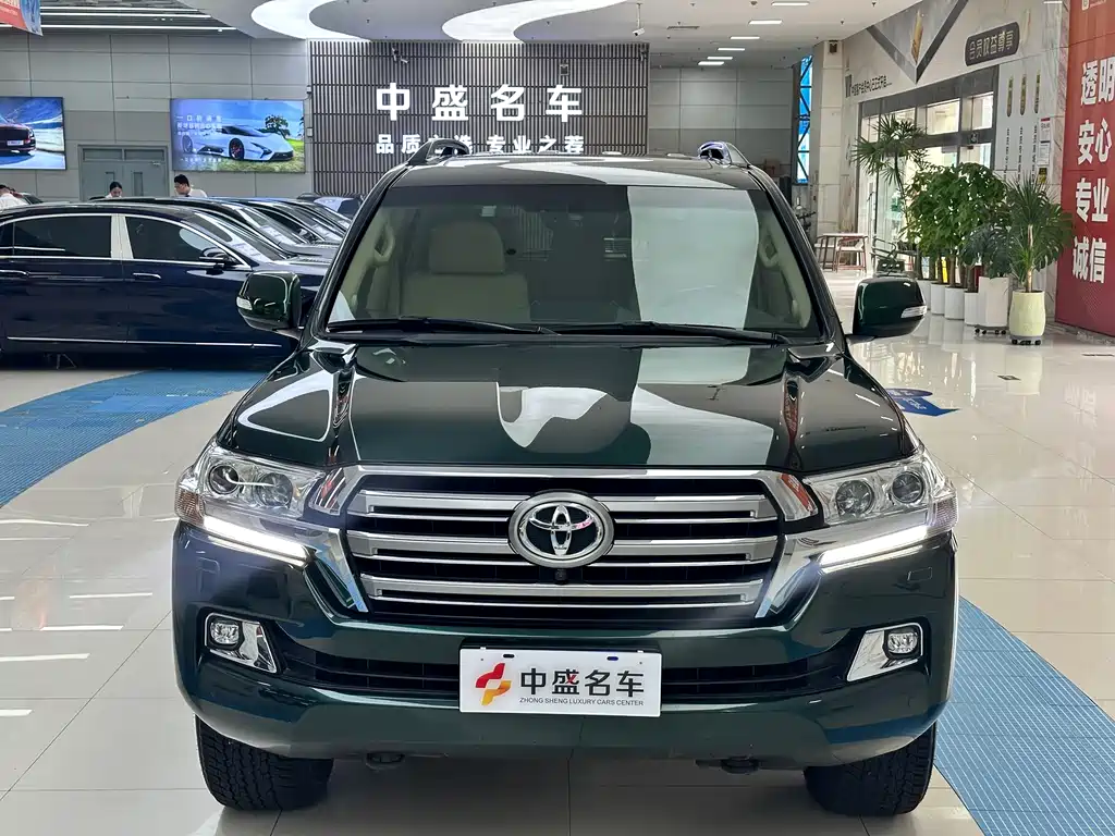 Toyota Land Cruiser 2016 — фото 2