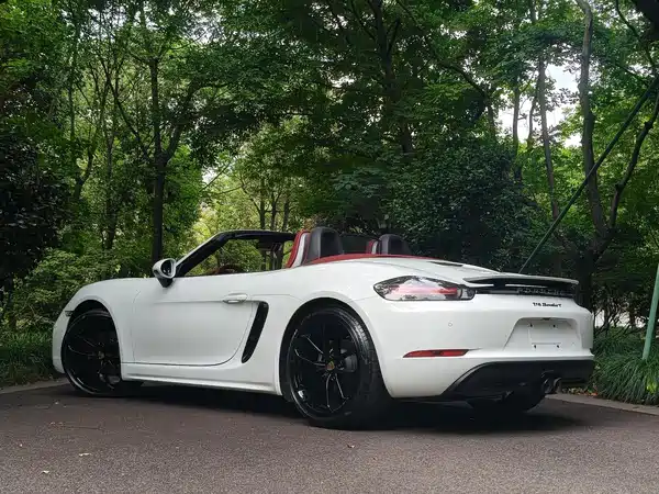 Porsche 718 2023