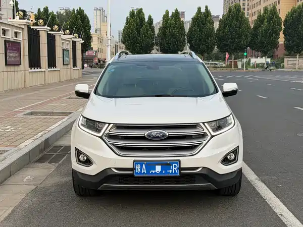 Ford Edge 2015