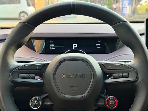 Xiaomi SU7 2024